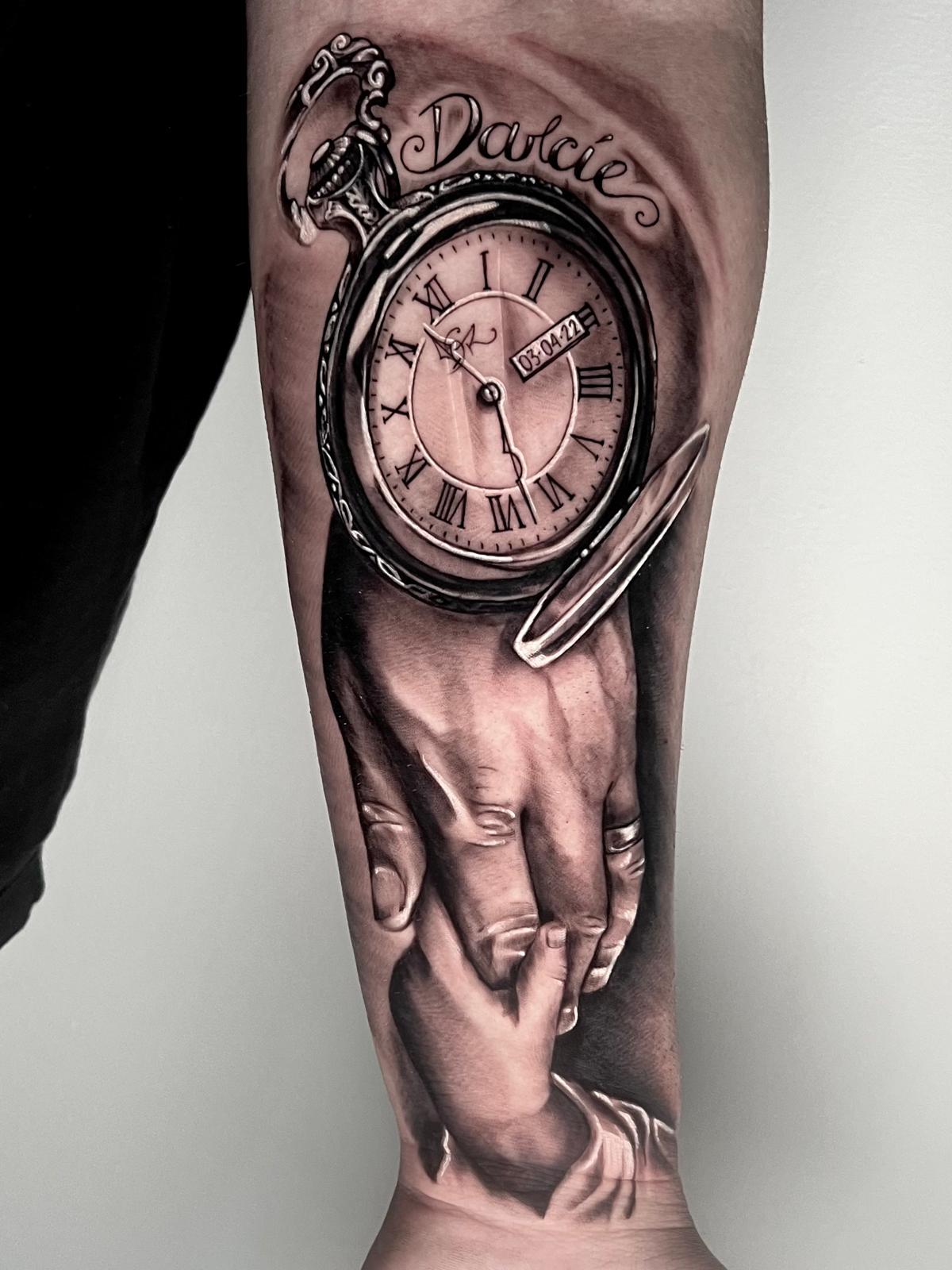 LIVE Tattooing Black and Grey Seminar.