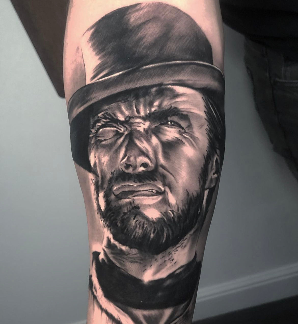 LIVE Tattooing Black and Grey Seminar.